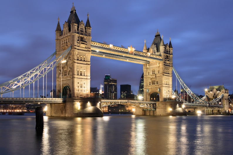 * London-Tower-Bridge.jpg