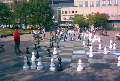 * Parc_Emilie-Gamelin.jpg